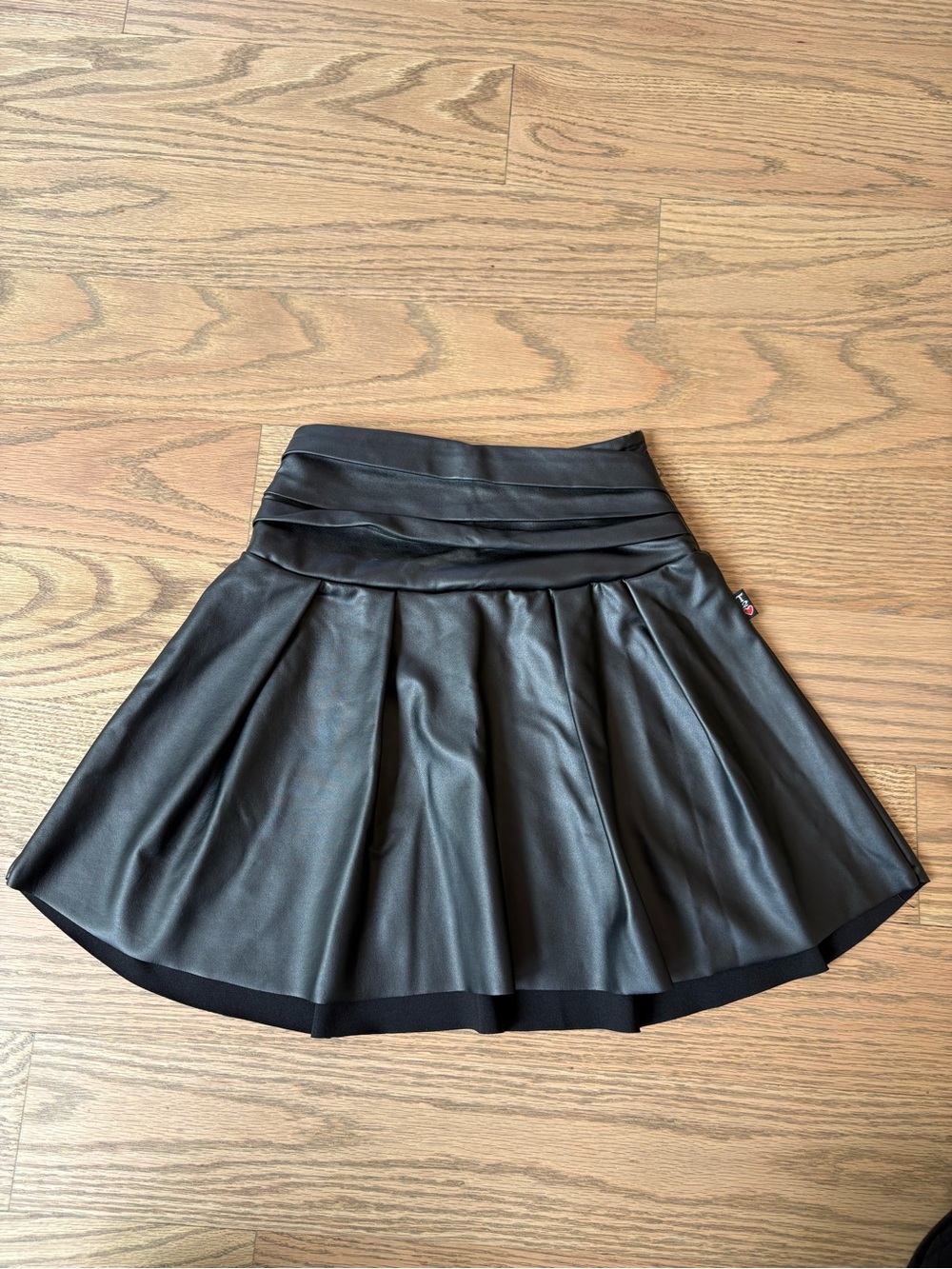 T2love Girls Black Faux Leather Pleated Skater Skirt. Size 8. Worn once!